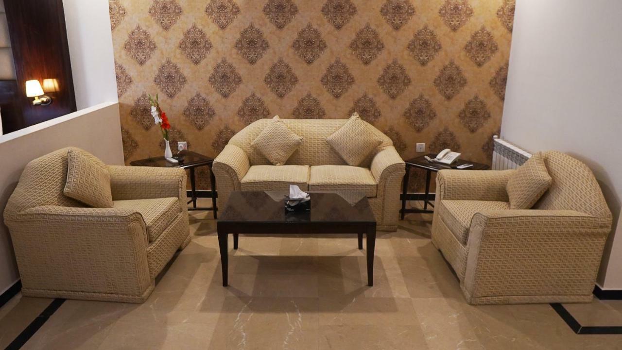 Bed And Breakfast Magnolia Исламабад Екстериор снимка