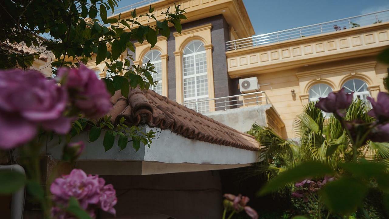 Bed And Breakfast Magnolia Исламабад Екстериор снимка